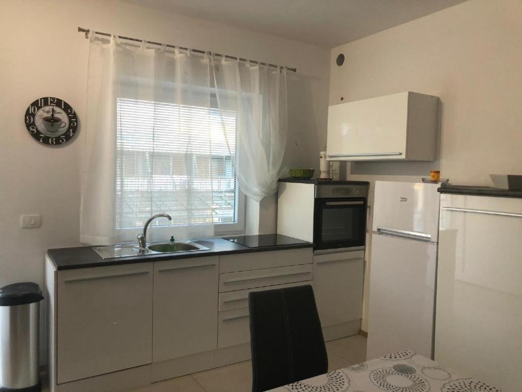 Апартаменти Apartmaji Meduza 2 Ізола Екстер'єр фото